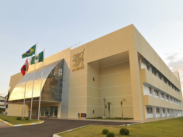 Centro de Cultura e Eventos Plínio Arlindo De Nes